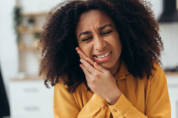 What To Do When You Experience A Broken Tooth