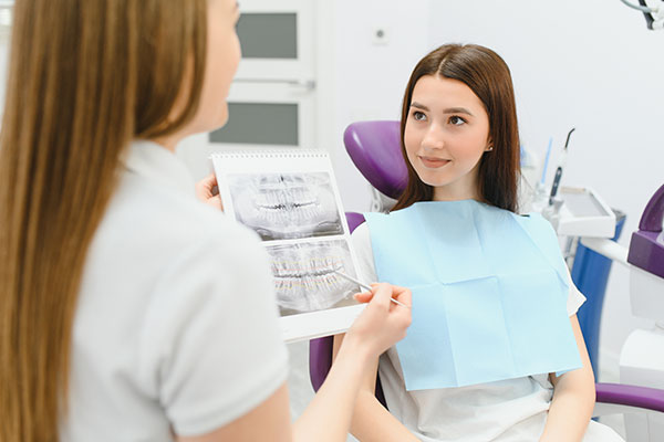 What To Expect During A Tooth Extraction: A Guide To A Smooth Recovery